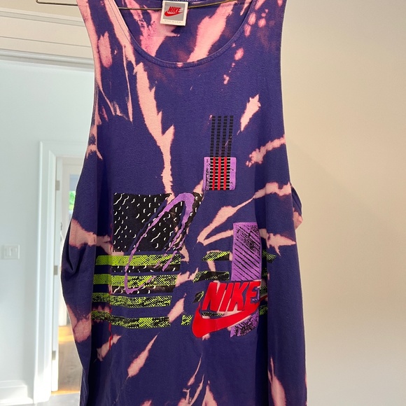 Nike tank - Picture 1 of 4